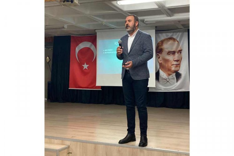 Yabancı Diller Bölüm Başkanı Dr. Sinan Bataklar, Orhan Cemal Fersoy Anadolu Lisesi Öğrencileriyle Bir Araya Geldi